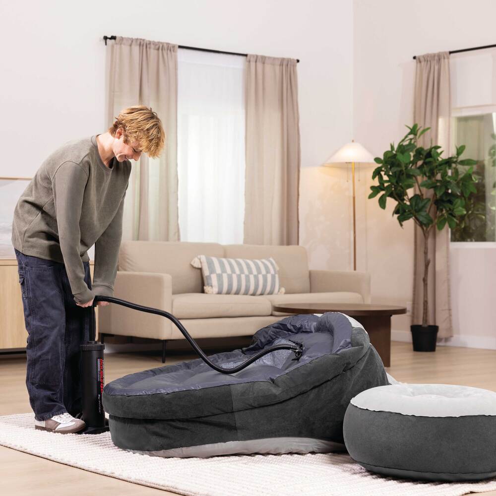Ultra lounge armchair & pouf